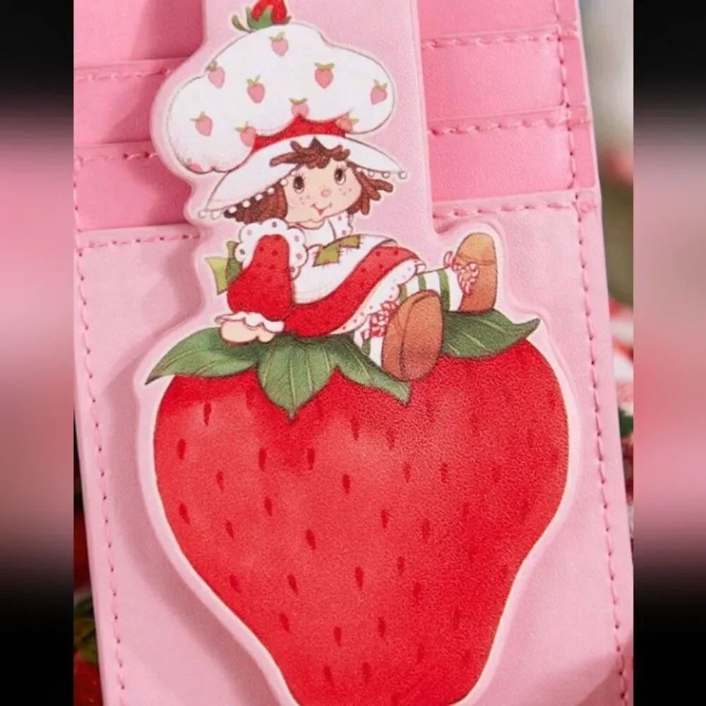 Strawberry Shortcake Cardholder Wallet - Picture 3 of 7